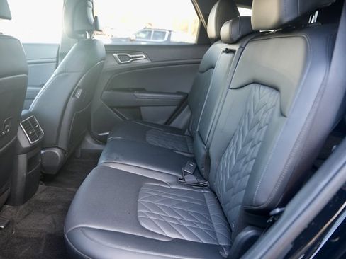 Used 2023 Kia Sportage X-Line image 11