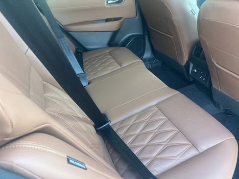 Used 2024 Nissan Rogue Platinum w/ Platinum Premium Package image 26