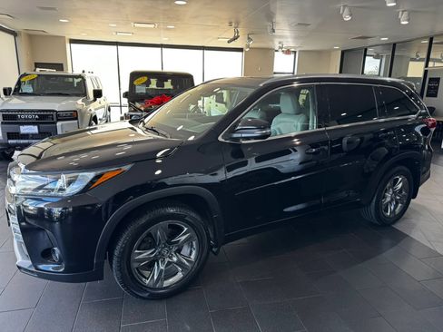 Used 2019 Toyota Highlander Limited Platinum w/ Protection Package #3 AWD/4WD image 2
