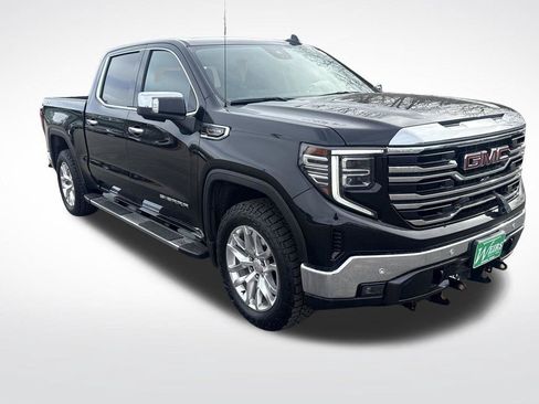 Certified 2022 GMC Sierra 1500 SLT w/ SLT Premium Plus Package AWD/4WD image 2