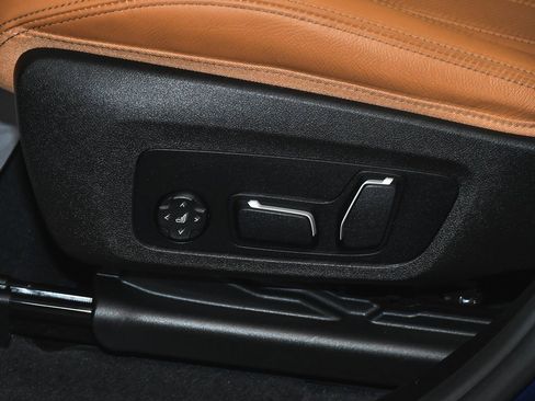 Used 2024 BMW X4 M40i image 50