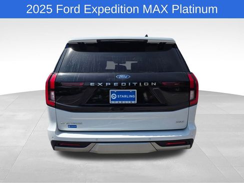 Used 2025 Ford Expedition Max Platinum AWD/4WD image 8