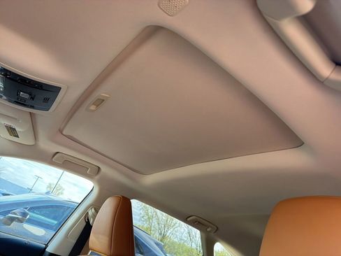Used 2021 Lexus RX 350L Premium w/ Premium Package AWD/4WD image 21