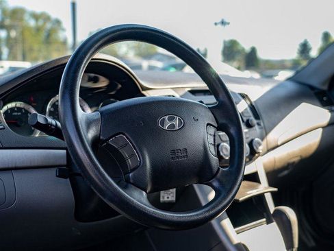 Used 2009 Hyundai Sonata GLS image 13