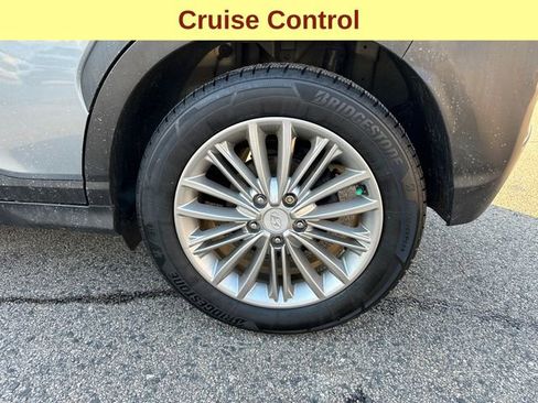 Used 2021 Hyundai Kona SEL image 12