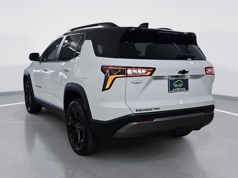 Certified 2025 Chevrolet Equinox LT w/ Convenience Package II AWD/4WD image 6