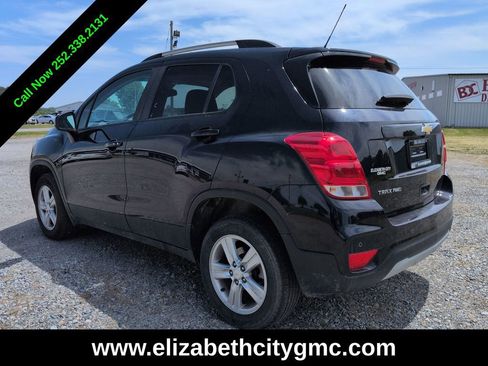 Used 2022 Chevrolet Trax LT w/ Driver Confidence Package AWD/4WD image 6