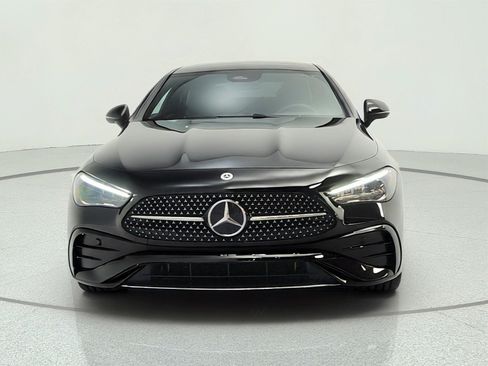 Used 2024 Mercedes-Benz CLE 300 4MATIC Coupe image 2