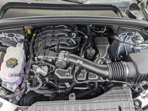 New 2025 Jeep Grand Cherokee L Limited image 16