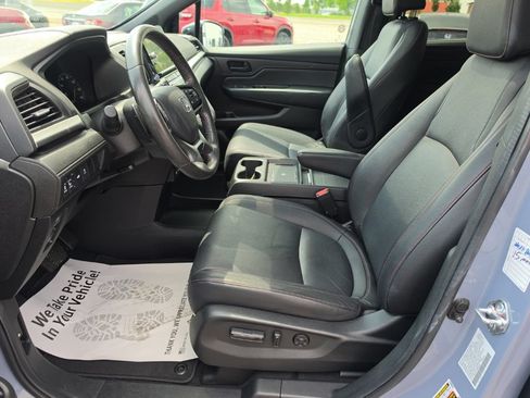 Used 2025 Honda Odyssey Sport-L image 23