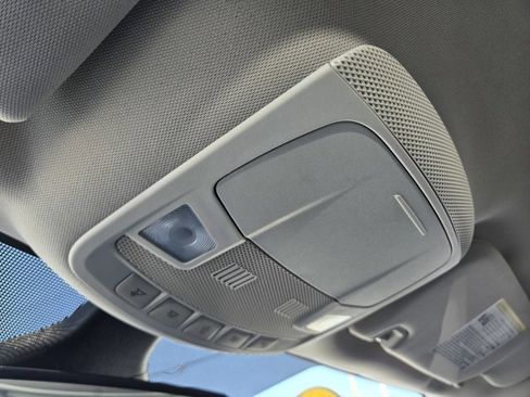 Certified 2024 Ford Edge SEL w/ Convenience Package image 16