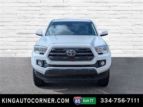 Used 2019 Toyota Tacoma SR5 image 2