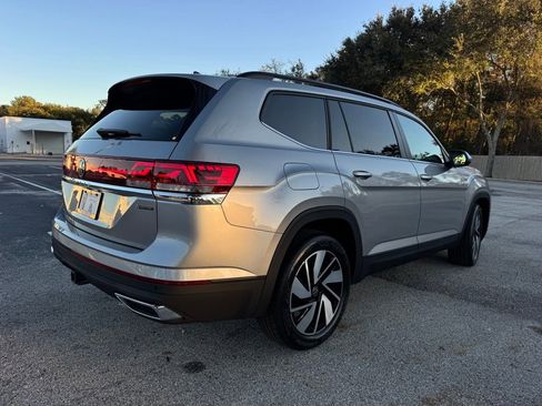 Used 2024 Volkswagen Atlas SE image 9