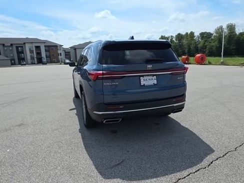 Used 2025 Buick Enclave Preferred FWD image 6