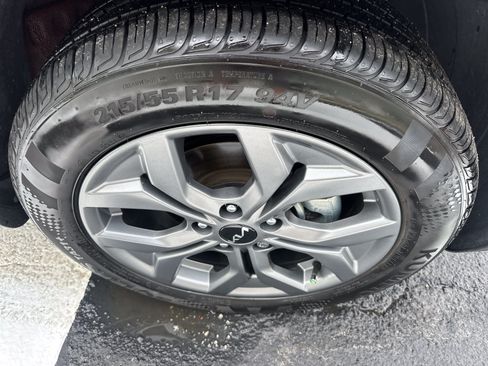Used 2024 Kia Seltos S FWD image 6