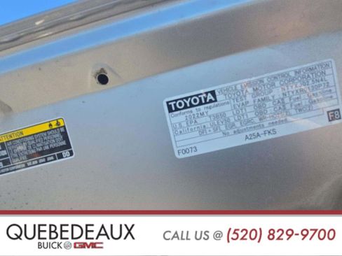 Used 2022 Toyota RAV4 XLE image 18