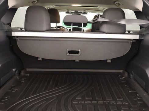 Used 2024 Subaru Crosstrek 2.0i Premium image 27