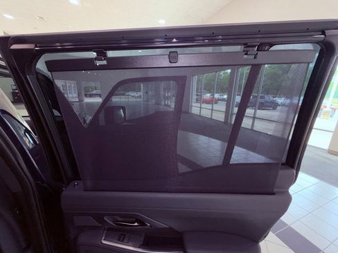 Certified 2025 Lexus GX 550 w/ Accessory Package (Z1) AWD/4WD image 20
