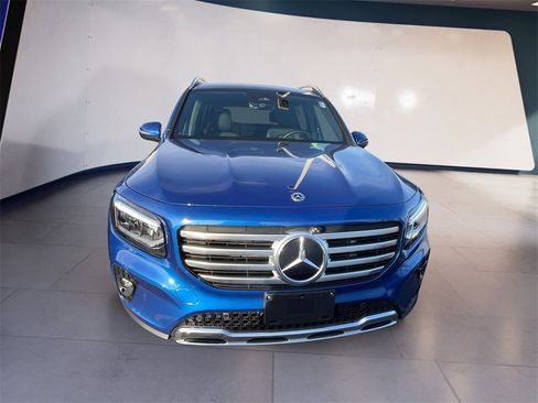 Certified 2025 Mercedes-Benz GLB 250 4MATIC image 8
