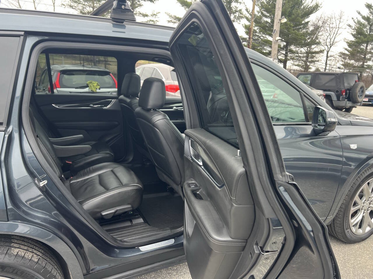 Used 2020 Cadillac XT6 Sport AWD/4WD image 16