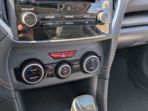 Used 2021 Subaru Crosstrek 2.0i Premium w/ Moonroof Package image 23