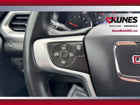 Used 2023 GMC Acadia SLT AWD/4WD image 18