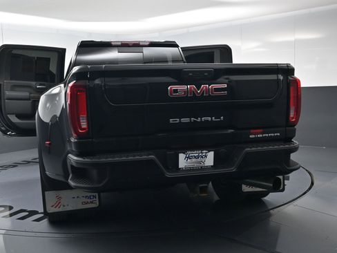 Certified 2022 GMC Sierra 3500 Denali image 35