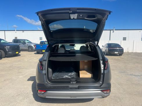 New 2026 Hyundai Tucson Limited AWD/4WD image 13