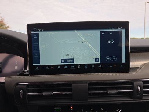 New 2026 Lincoln Corsair Premiere image 22