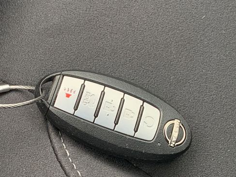 Used 2025 Nissan Altima 2.5 SV image 21