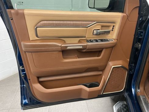 Certified 2022 RAM 2500 Limited image 21