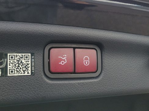 Certified 2025 Mercedes-Benz C 300 C 300 image 5