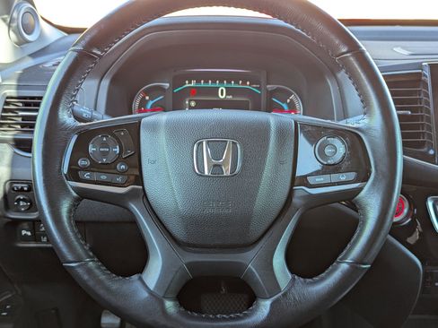 Used 2020 Honda Pilot Touring image 20