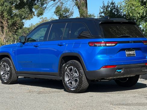 New 2023 Jeep Grand Cherokee Trailhawk w/ Advanced Protech Group II image 5