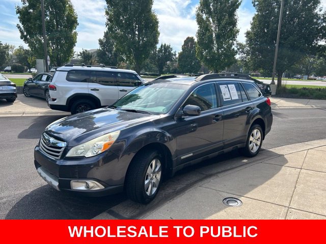 Used 2011 Subaru Outback 3.6R Limited w/ PWR Moonroof Pkg AWD/4WD image 4