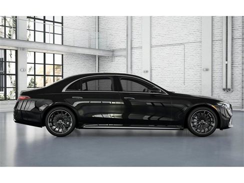 New 2026 Mercedes-Benz S 580 4MATIC Sedan image 2