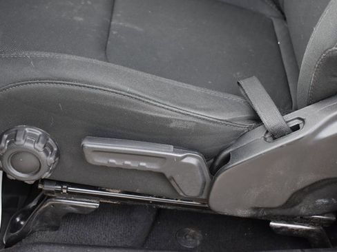 Used 2023 Jeep Gladiator Sport image 17