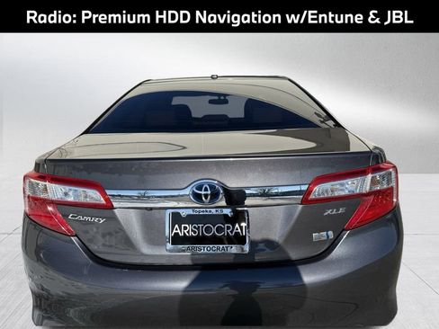 Used 2013 Toyota Camry XLE image 6