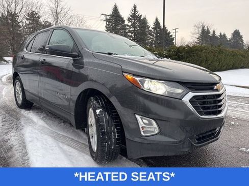Used 2018 Chevrolet Equinox LT image 2