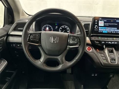 Certified 2025 Honda Odyssey EX-L image 15