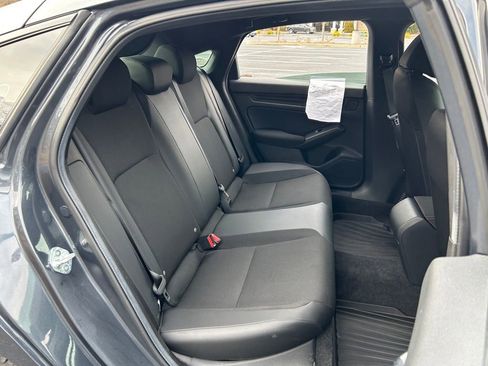 Used 2025 Honda Civic Sport image 40