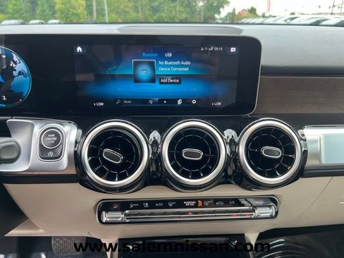 Used 2020 Mercedes-Benz GLB 250 4MATIC image 11