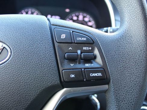 Used 2019 Hyundai Tucson SE image 17