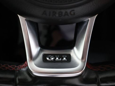 Used 2019 Volkswagen Jetta GLI FWD image 37