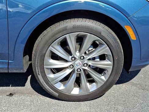Used 2026 Buick Envista Avenir FWD image 11