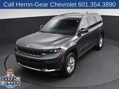 Used 2024 Jeep Grand Cherokee L Laredo RWD image 30