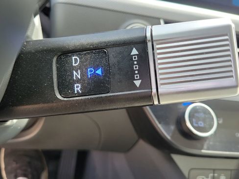Used 2025 Hyundai Sonata SEL FWD image 31