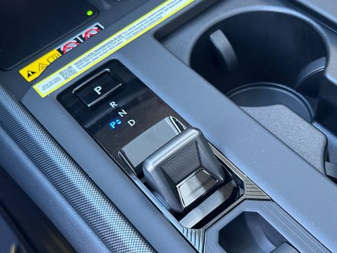 New 2026 Lexus ES 350e FWD image 17