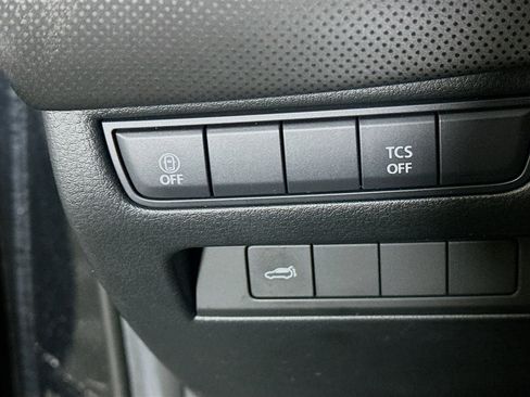 Used 2025 MAZDA CX-50 AWD 2.5 S w/ Premium Package image 17