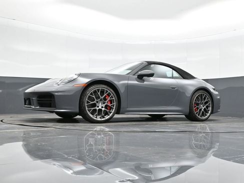 Used 2025 Porsche 911 Carrera S image 34